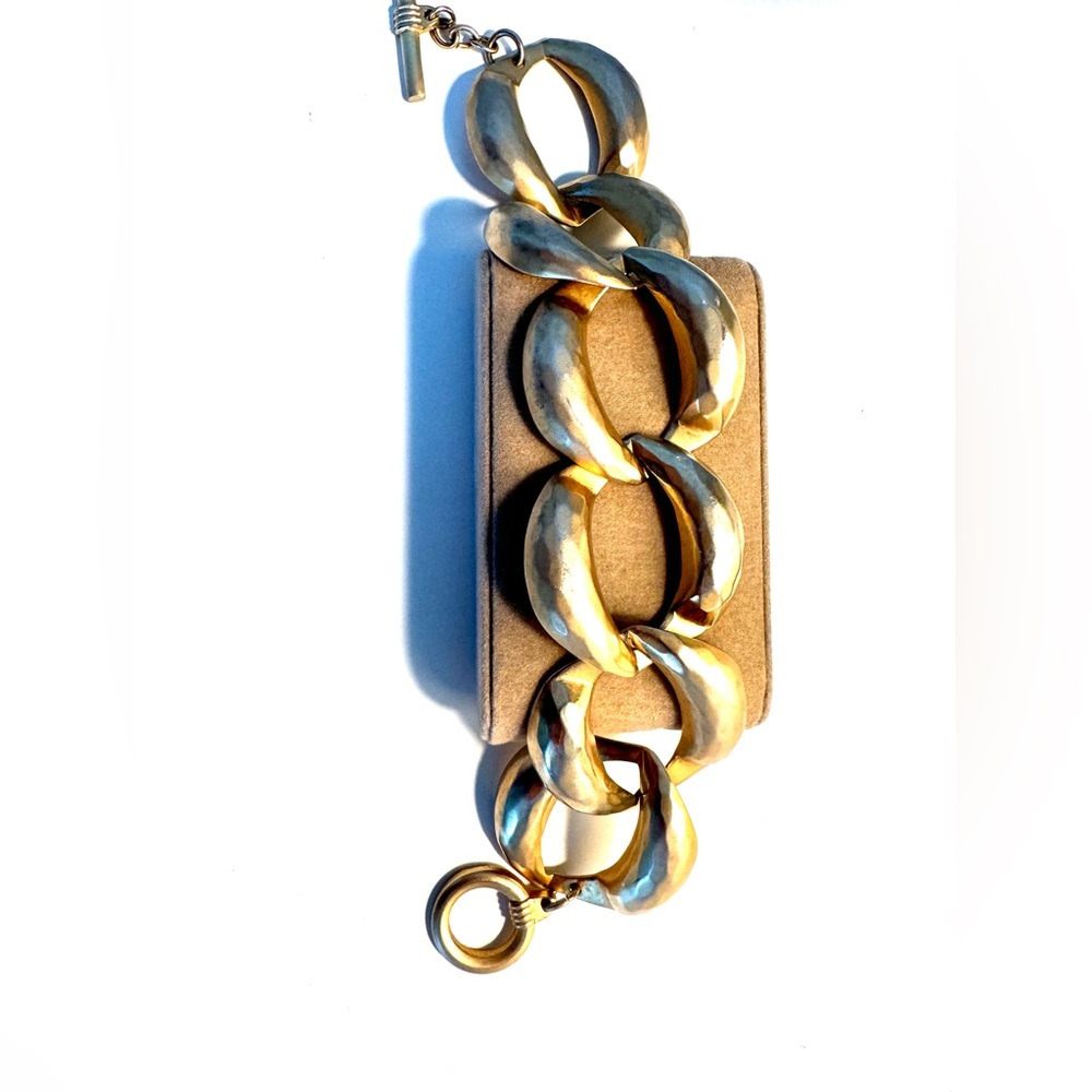 Chunky Gold Tone 8 1/2” Chain Bracelet - Picture 3 of 10